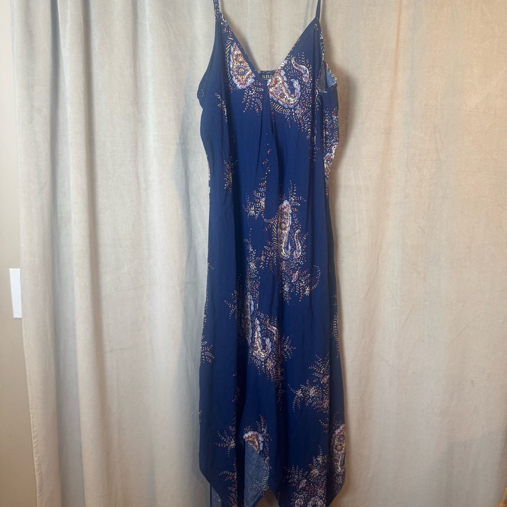a.n.a Asymmetrical Blue Paisley‎ Dress handkerchief style Y2K boho